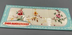 Vintage Boxed Set 3 Embroidered Cotton Handkerchiefs Floral Ladies Gift NOS